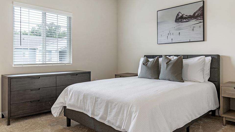 Rent Conrad at Concord Mills 8229301 in Charlotte, NC Landing