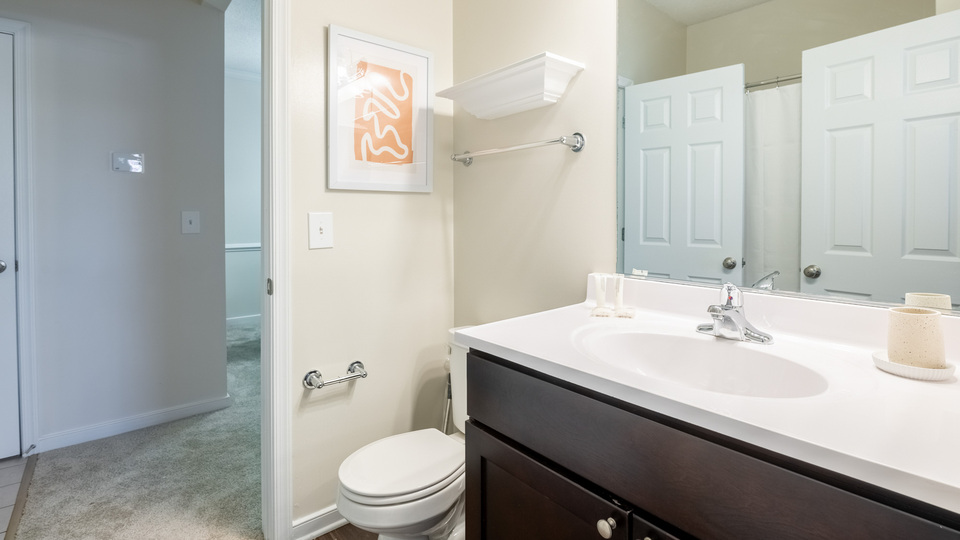 Rent Abberly Twin Hickory Apartment Homes 13_202 in Glen Allen, VA Landing