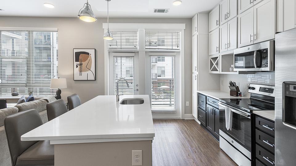 Rent Van Alen Apartments Low 5261 in Durham, NC Landing