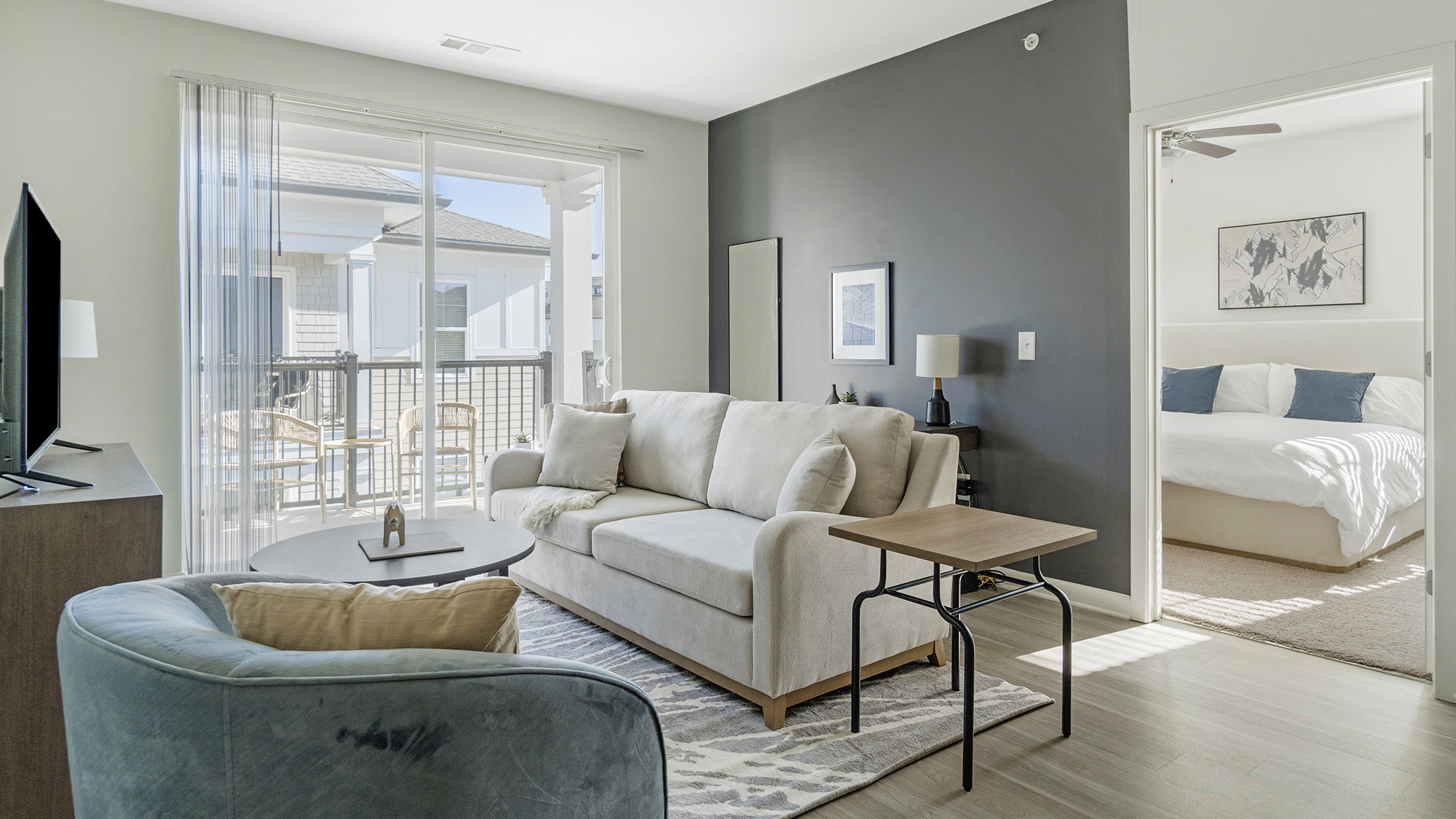 Rent Crabtree Lakeside Residences 6301 in Raleigh, NC Landing