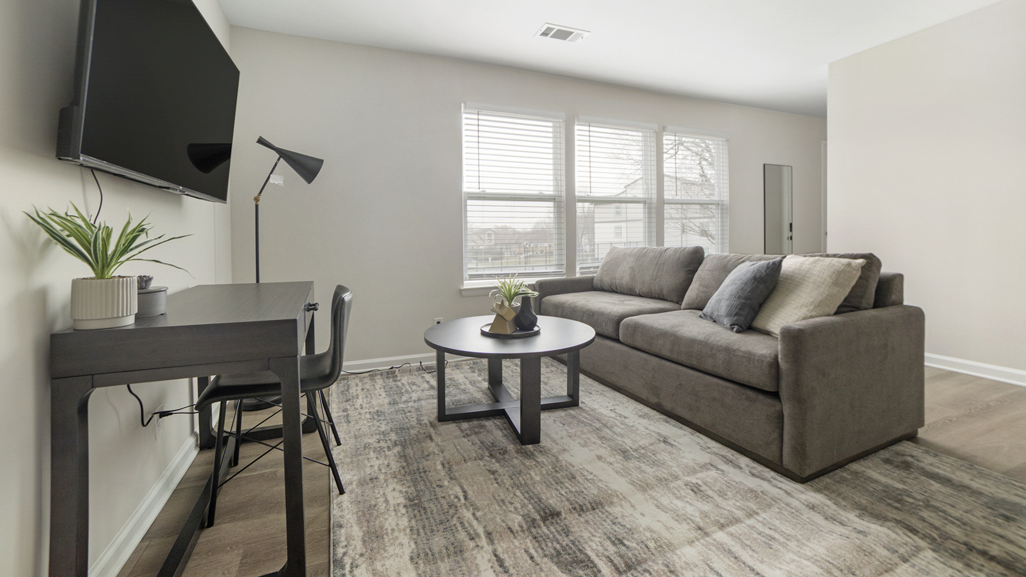 Rent The Preserve Lexington 6 6208 in Lexington, KY Landing