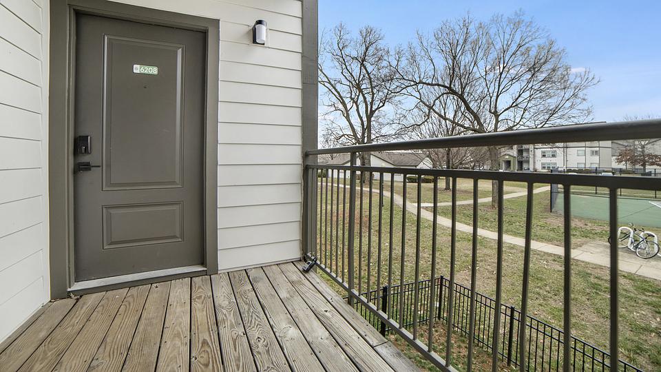 Rent The Preserve Lexington 6 6208 in Lexington, KY Landing