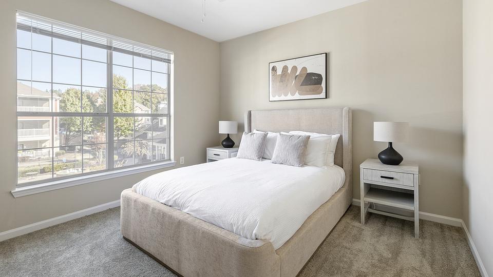 Rent Bexley at Triangle Park 1638OTR in Cary, NC Landing