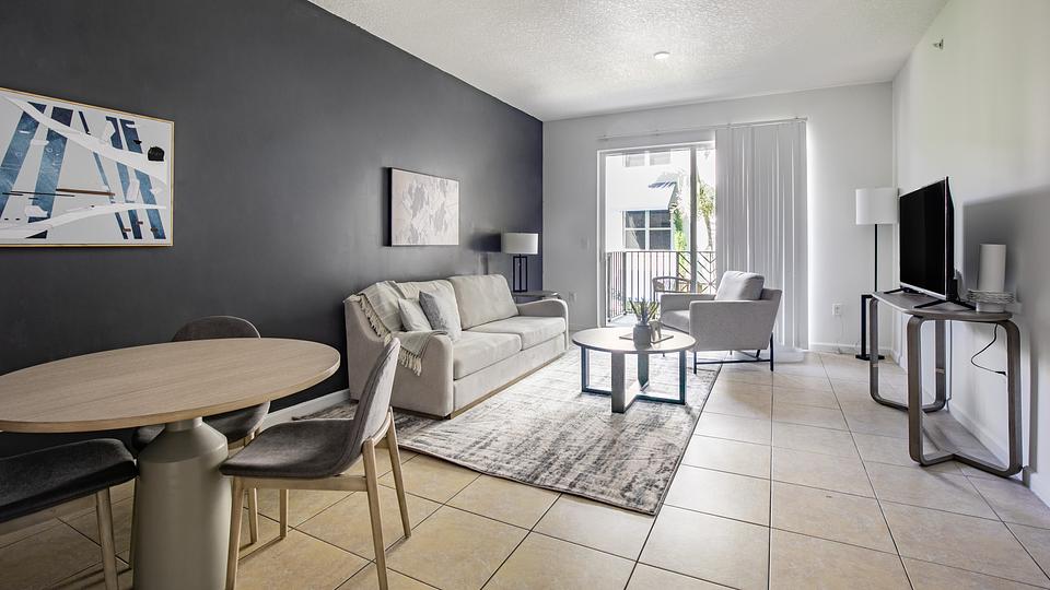 Rent Cameron Estates 11210 in West Palm Beach, FL Landing