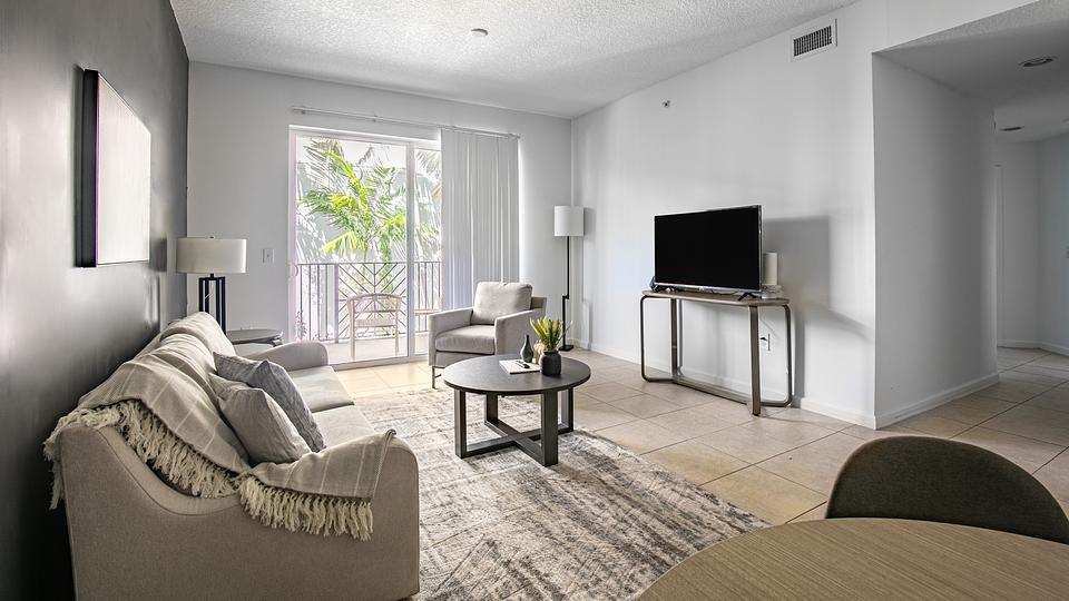 Rent Cameron Estates 11210 in West Palm Beach, FL Landing