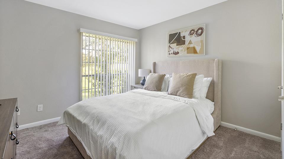 Rent Genesis 183 in Clearwater, FL Landing