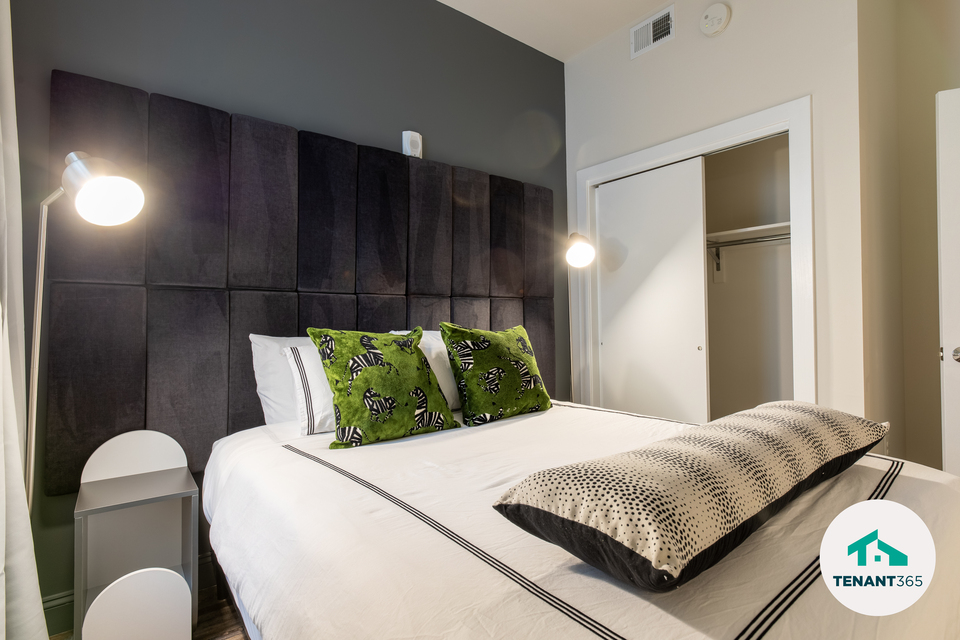 Rent Baltimore Loft Apartments 602 in Baltimore, MD Landing