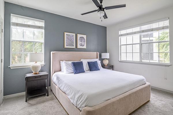 Halston Citrus Ridge