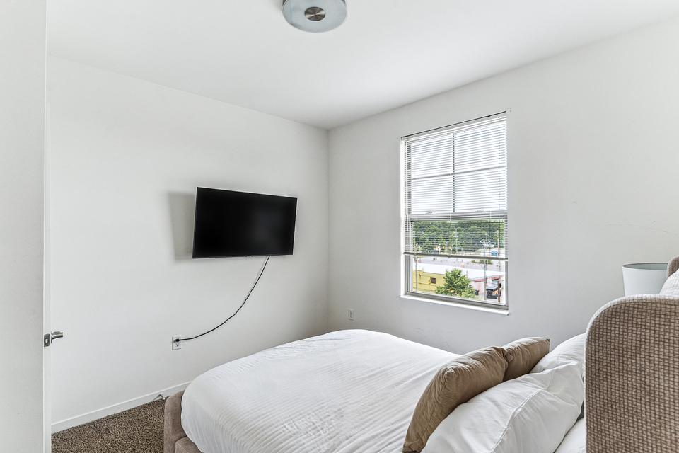 These photos are from another Landing in this building.