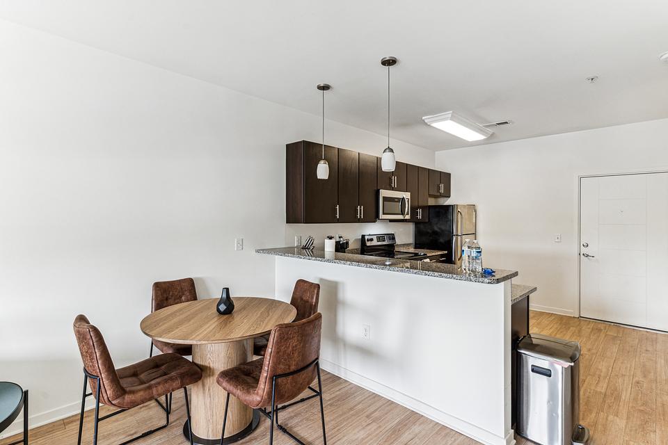 These photos are from another Landing in this building.