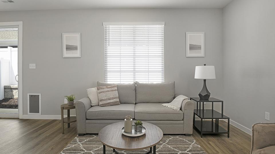 These photos are from another Landing in this building.