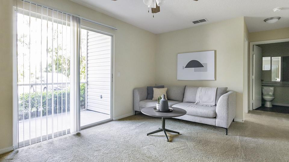 These photos are from another Landing in this building.