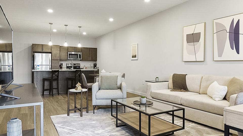 These photos are from another Landing in this building.