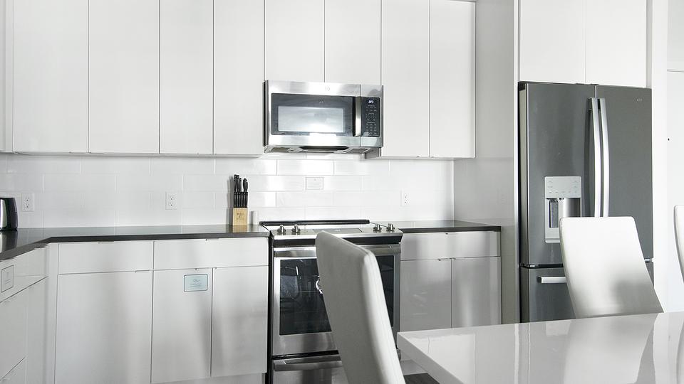 These photos are from another Landing in this building.