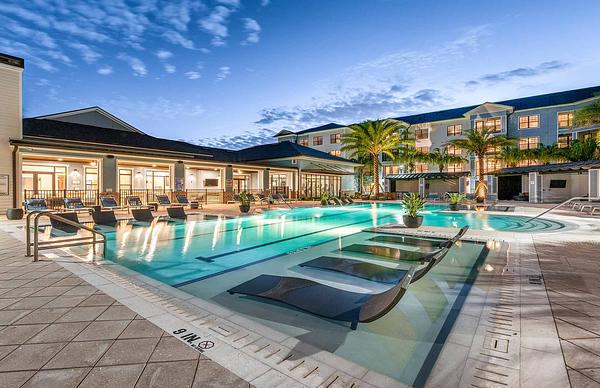 Vintage Horizon West