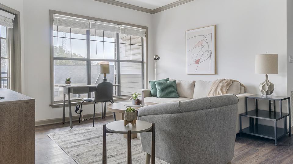 These photos are from another Landing in this building.