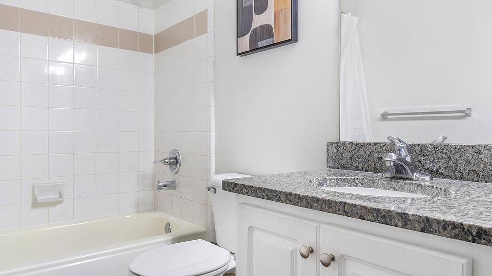 These photos are from another Landing in this building.