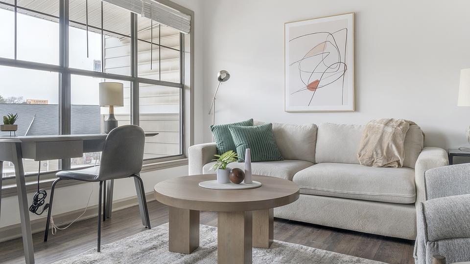 These photos are from another Landing in this building.