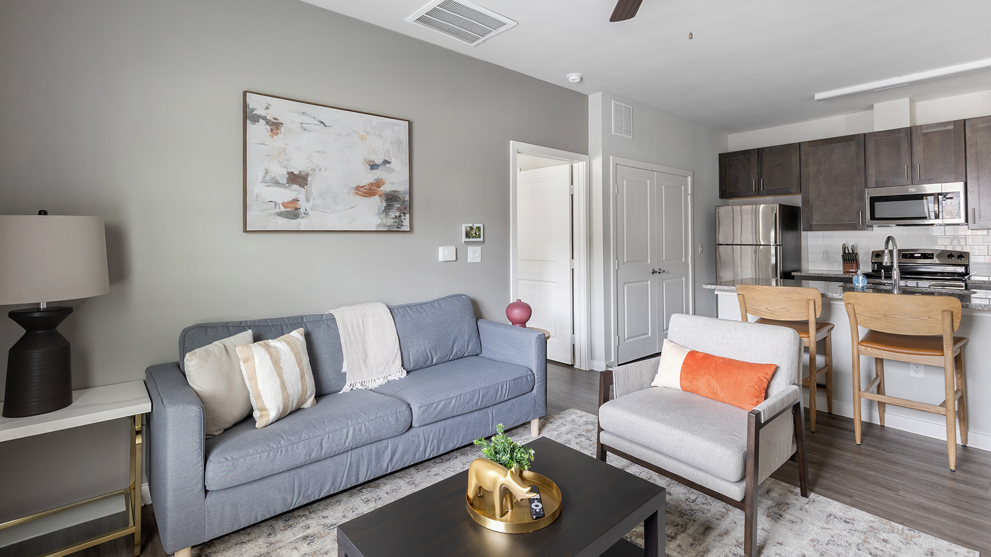 Stay at Clark Ridge Canyon 5003 in Dallas, TX | Landing