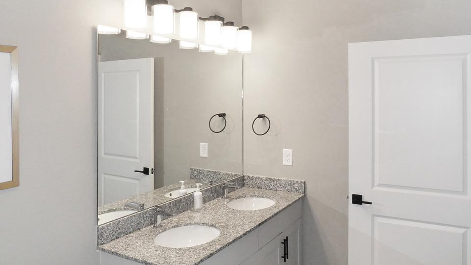 These photos are from another Landing in this building.