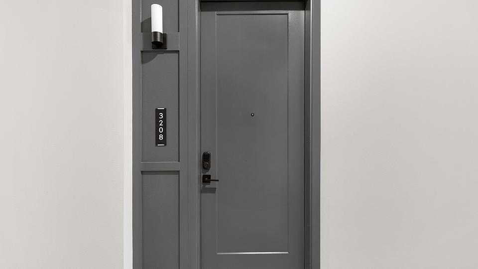 These photos are from another Landing in this building.