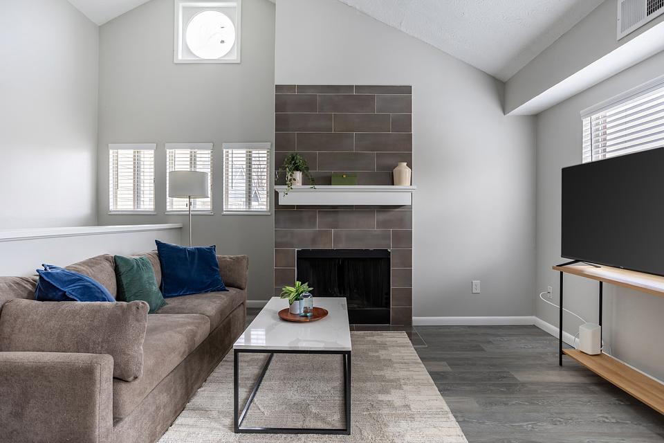 These photos are from another Landing in this building.