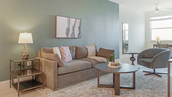 The Henry Luxury Apartments