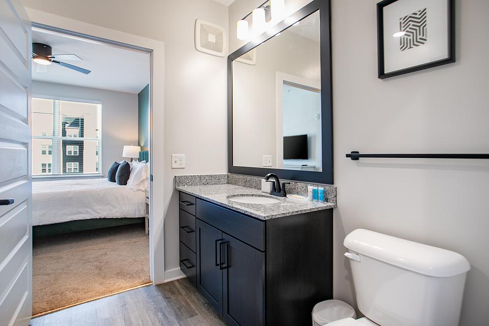 These photos are from another Landing in this building.