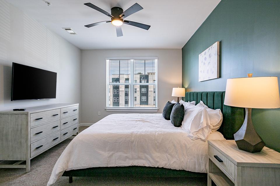 These photos are from another Landing in this building.