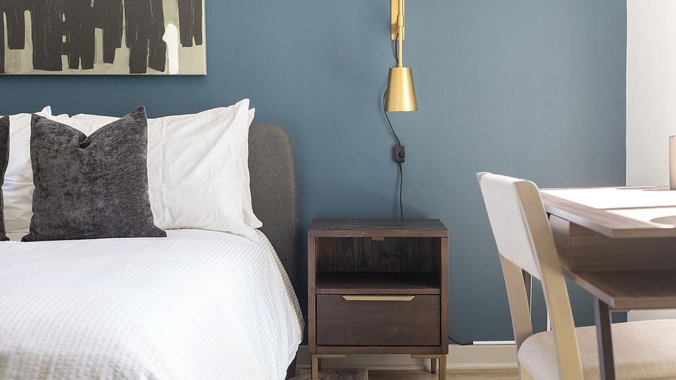 These photos are from another Landing in this building.