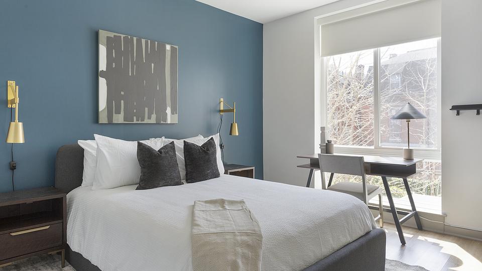 These photos are from another Landing in this building.