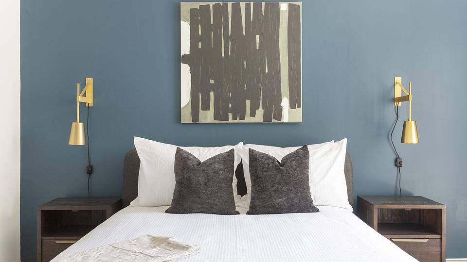 These photos are from another Landing in this building.