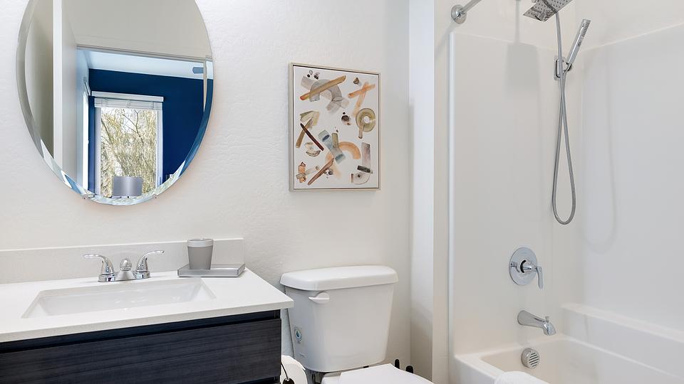 These photos are from another Landing in this building.