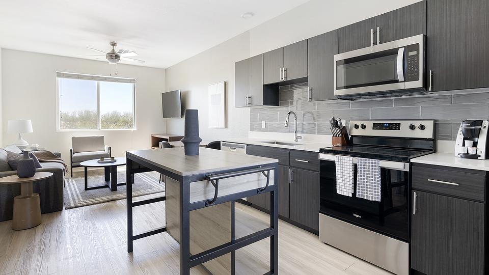 These photos are from another Landing in this building.