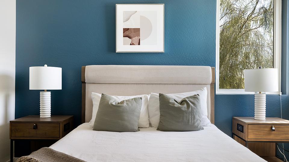 These photos are from another Landing in this building.