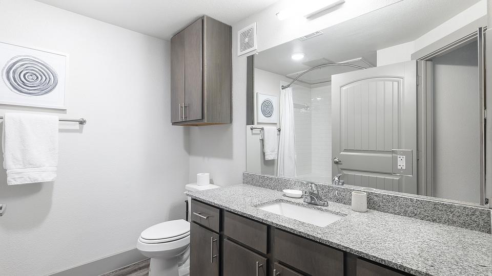 These photos are from another Landing in this building.