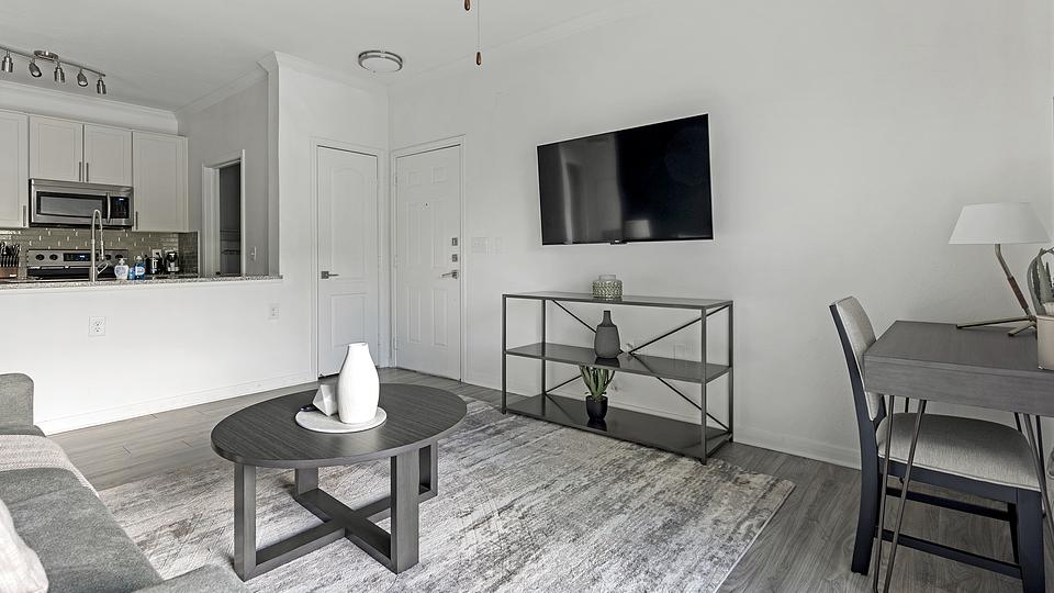 These photos are from another Landing in this building.