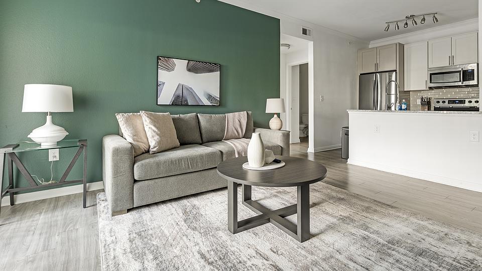 These photos are from another Landing in this building.