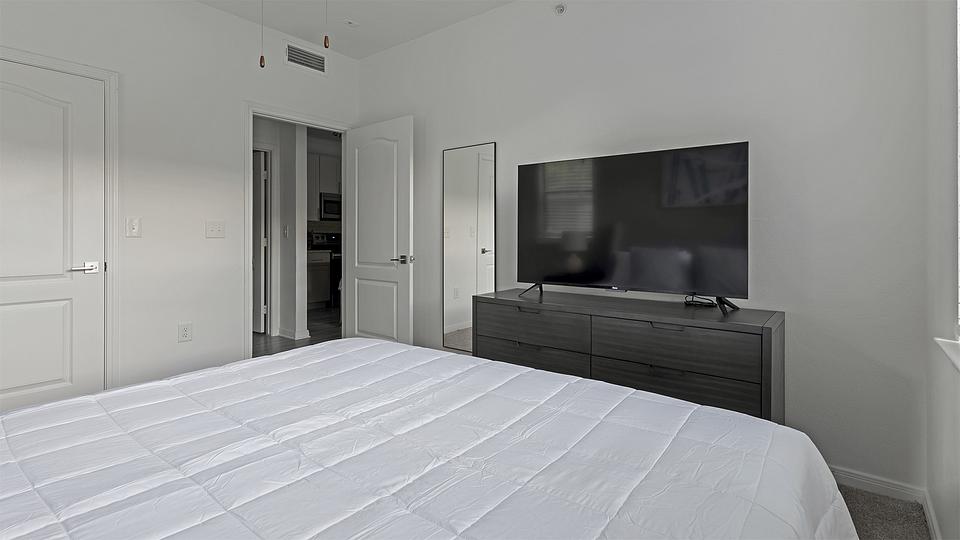 These photos are from another Landing in this building.