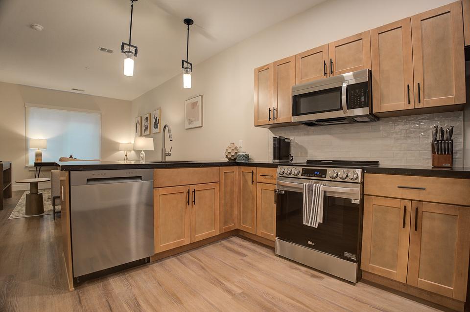 These photos are from another Landing in this building.