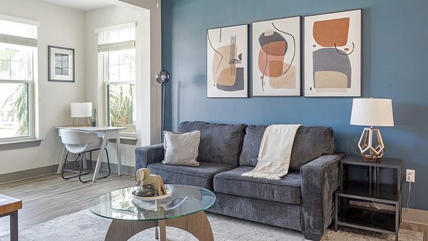 Vintage Horizon West