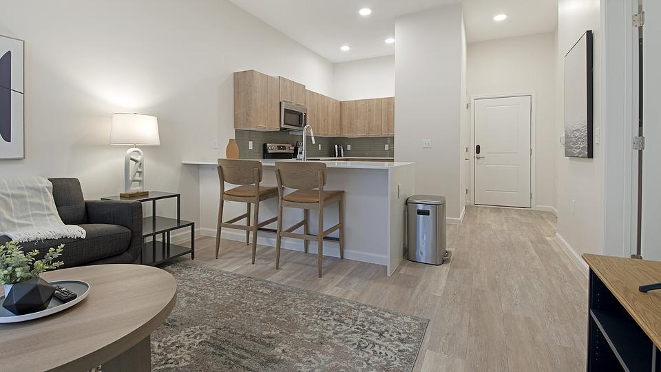 These photos are from another Landing in this building.