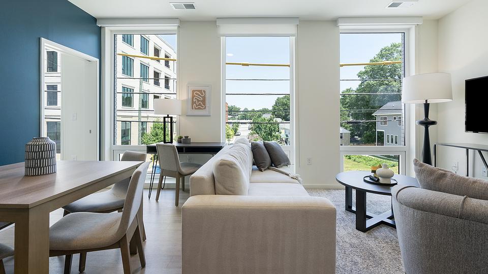 These photos are from another Landing in this building.