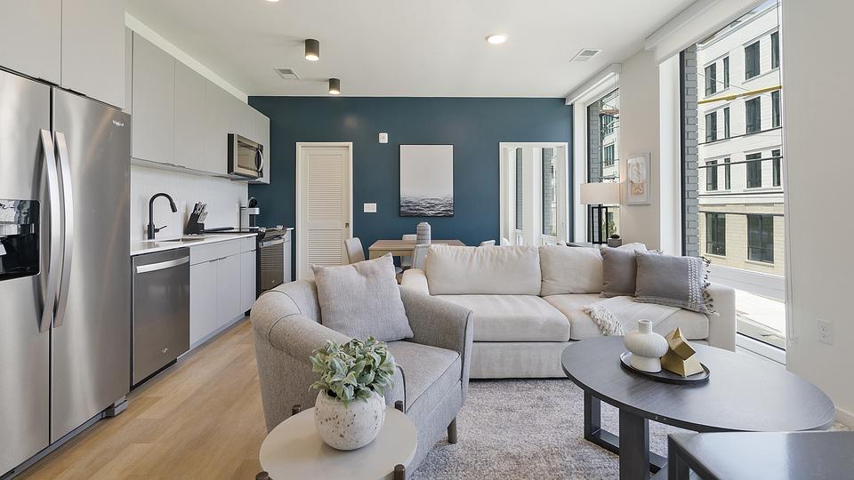 These photos are from another Landing in this building.