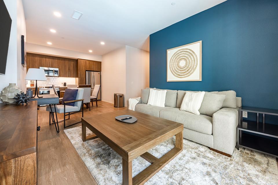 These photos are from another Landing in this building.