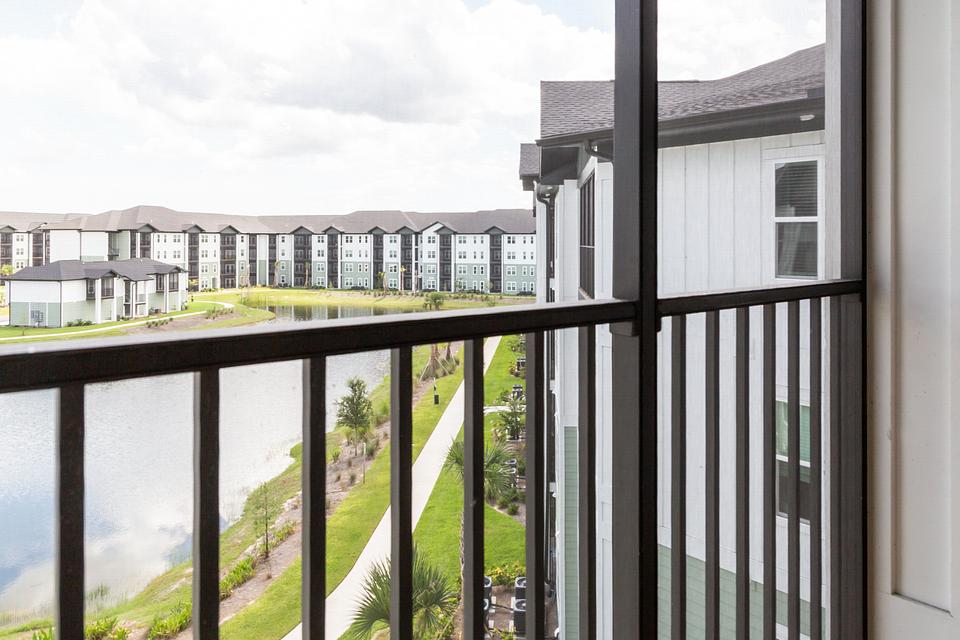 These photos are from another Landing in this building.