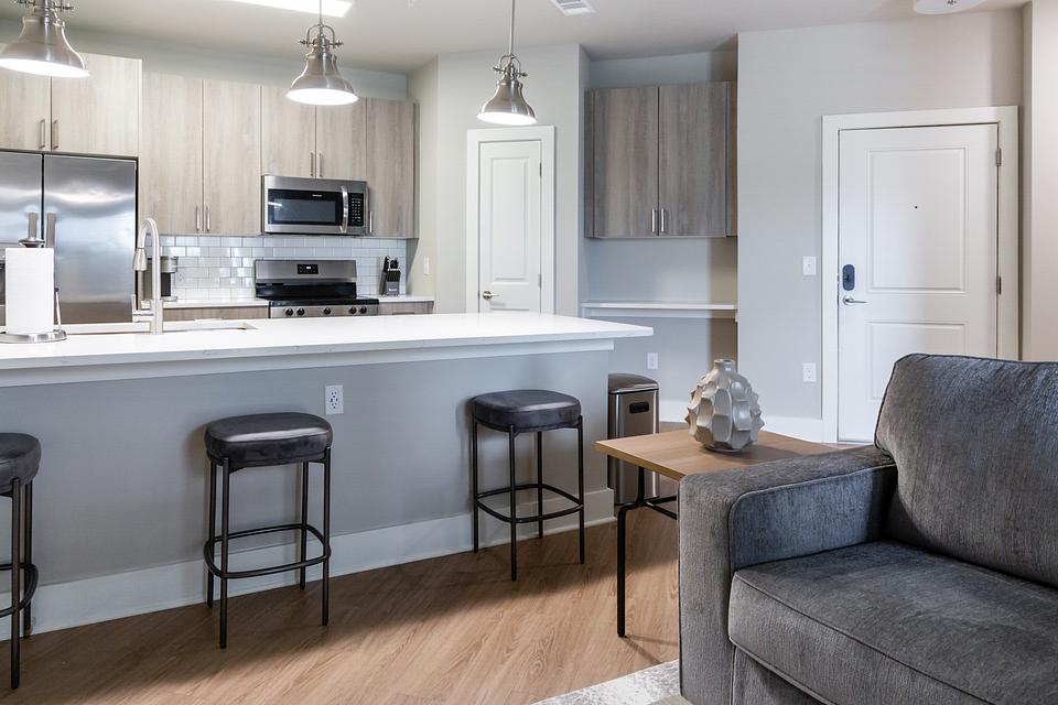 These photos are from another Landing in this building.