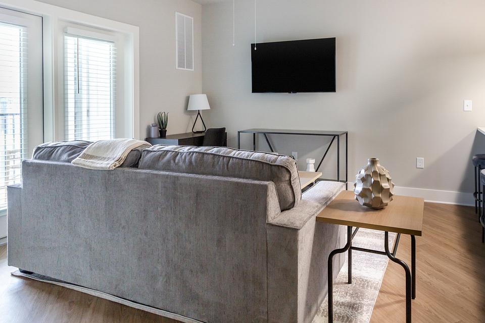 These photos are from another Landing in this building.