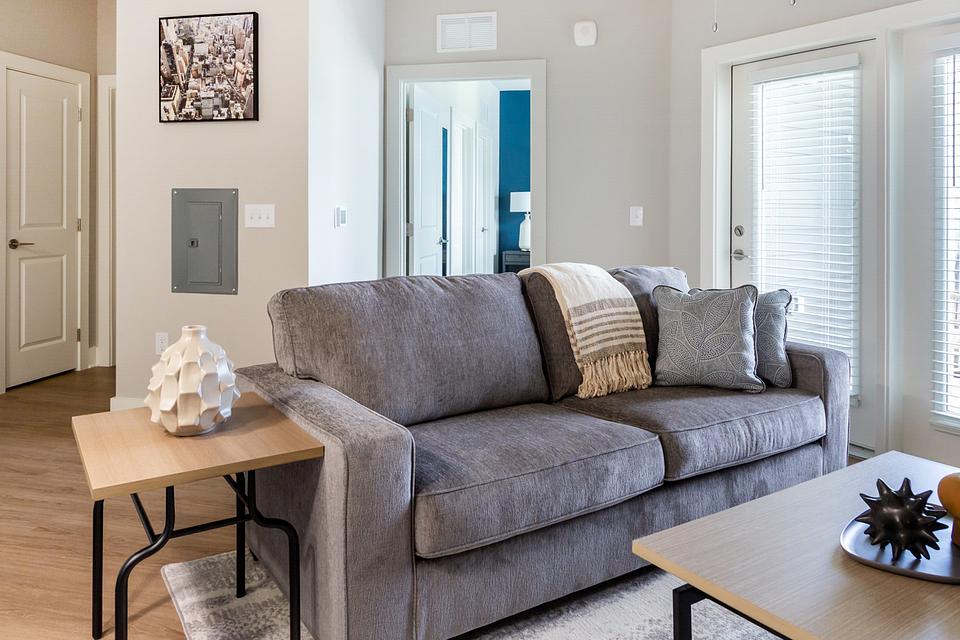 These photos are from another Landing in this building.