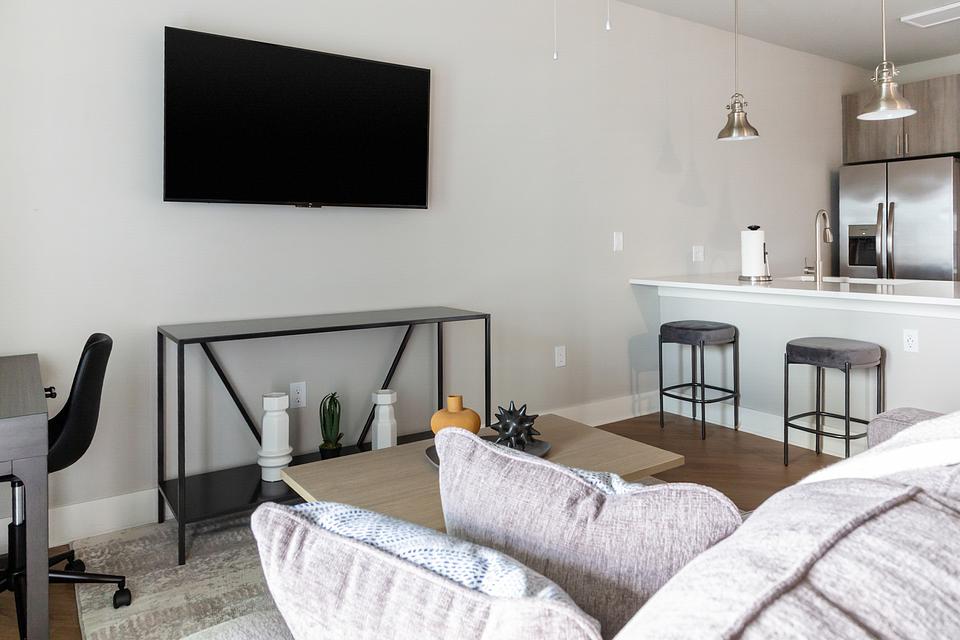 These photos are from another Landing in this building.